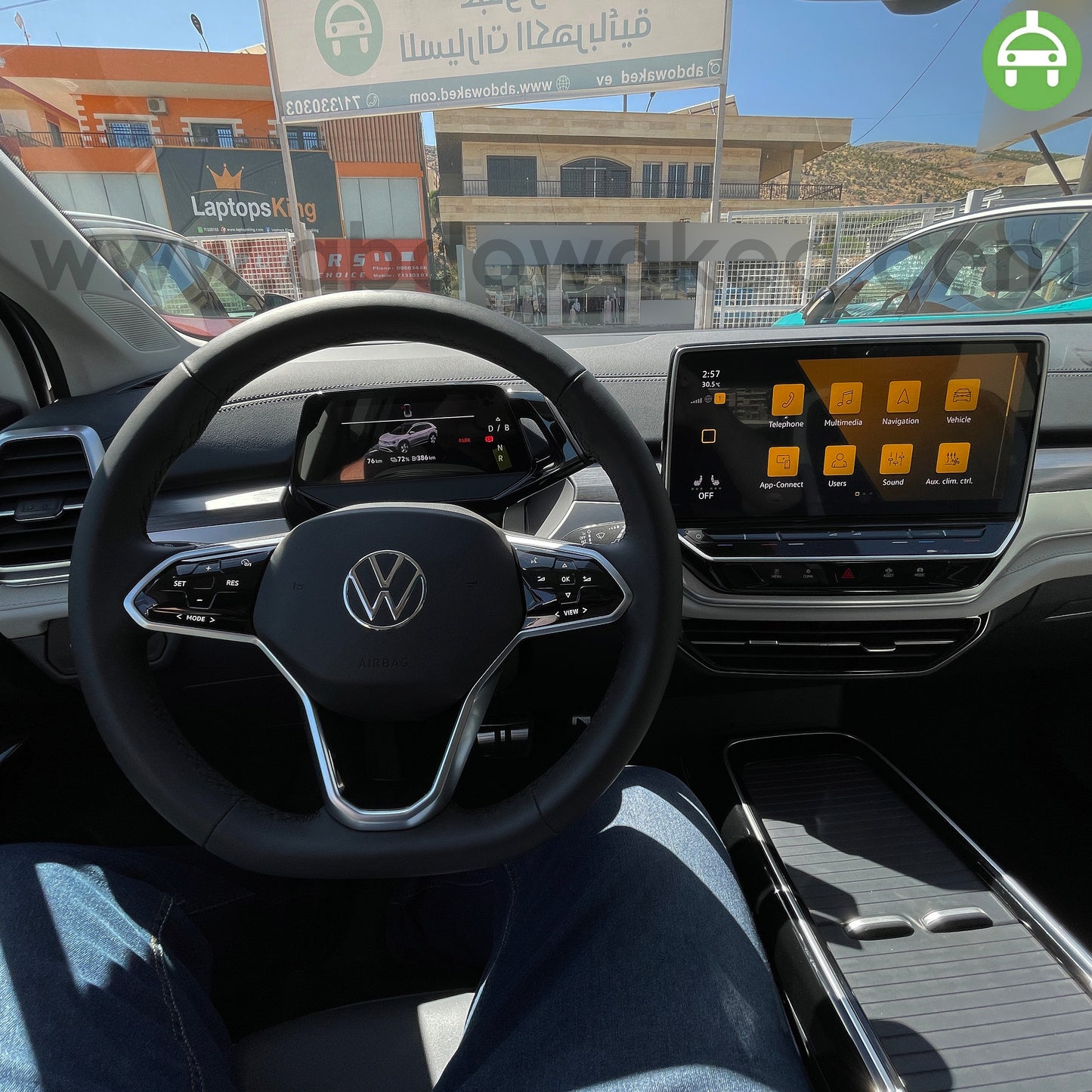 VW ID6 Crozz Pure+ 2022 7-Seater Dark Blue Color 550km Range/Charge Fully Electric Car (New - 0KM)