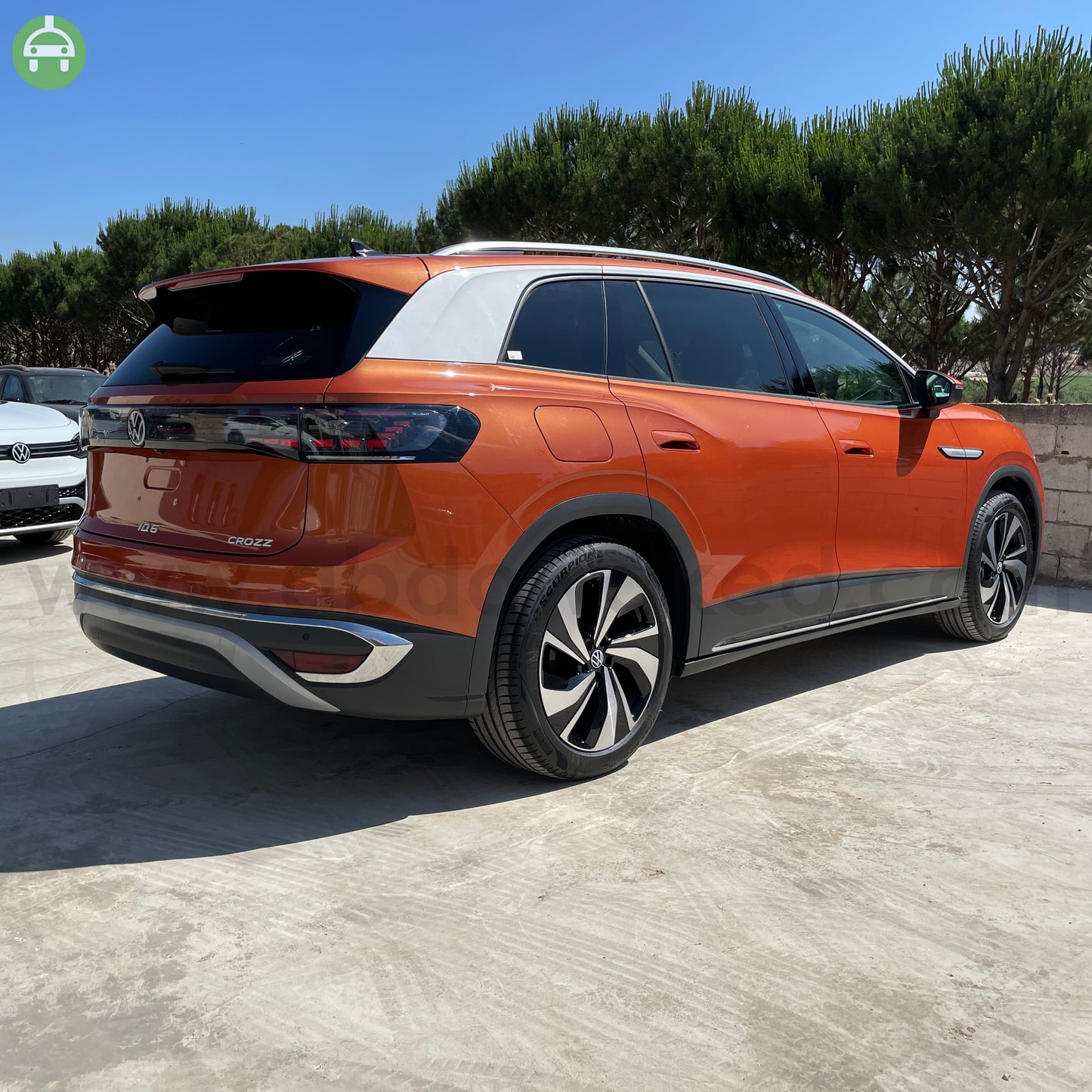 VW ID6 Crozz Pure+ 2022 7-Seater Lava Orange Color 550km Range/Charge Fully Electric Car (New - 0KM)