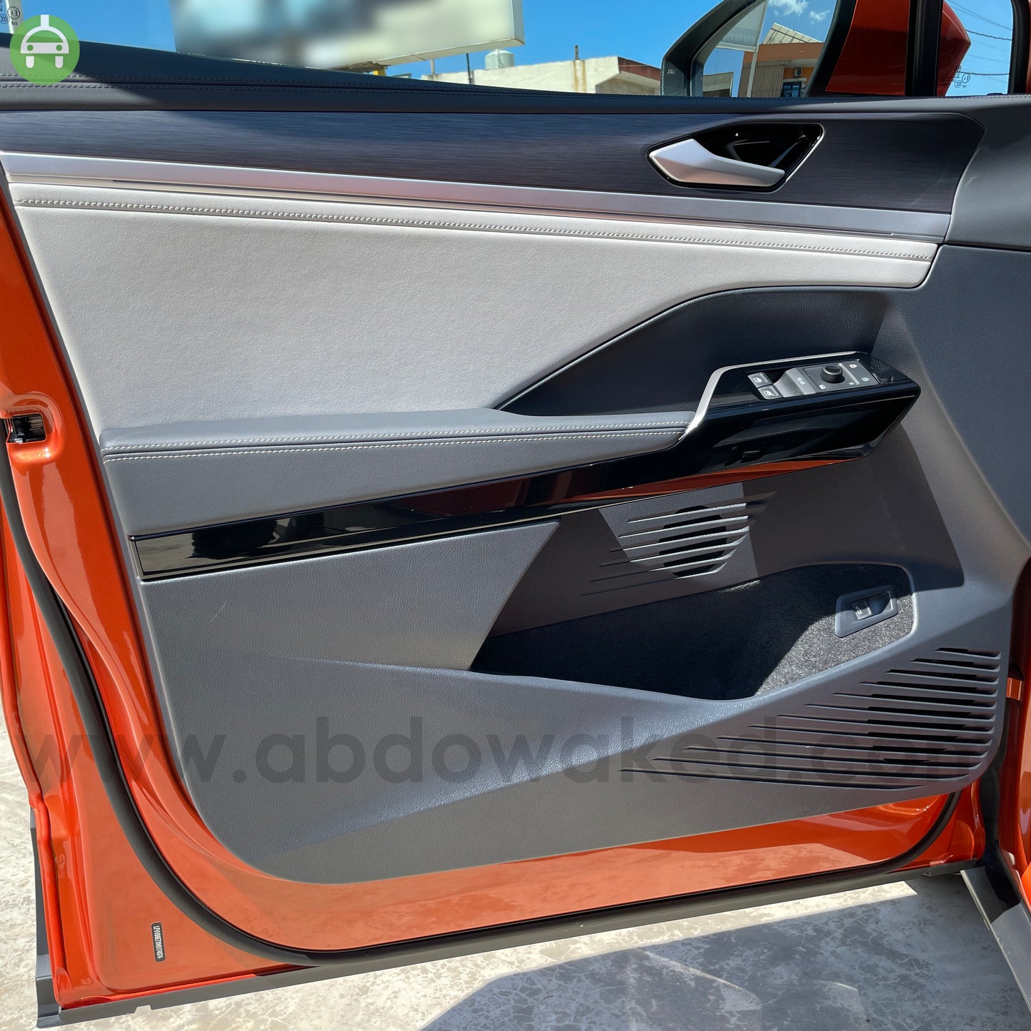 VW ID6 Crozz Pure+ 2022 7-Seater Lava Orange Color 550km Range/Charge Fully Electric Car (New - 0KM)