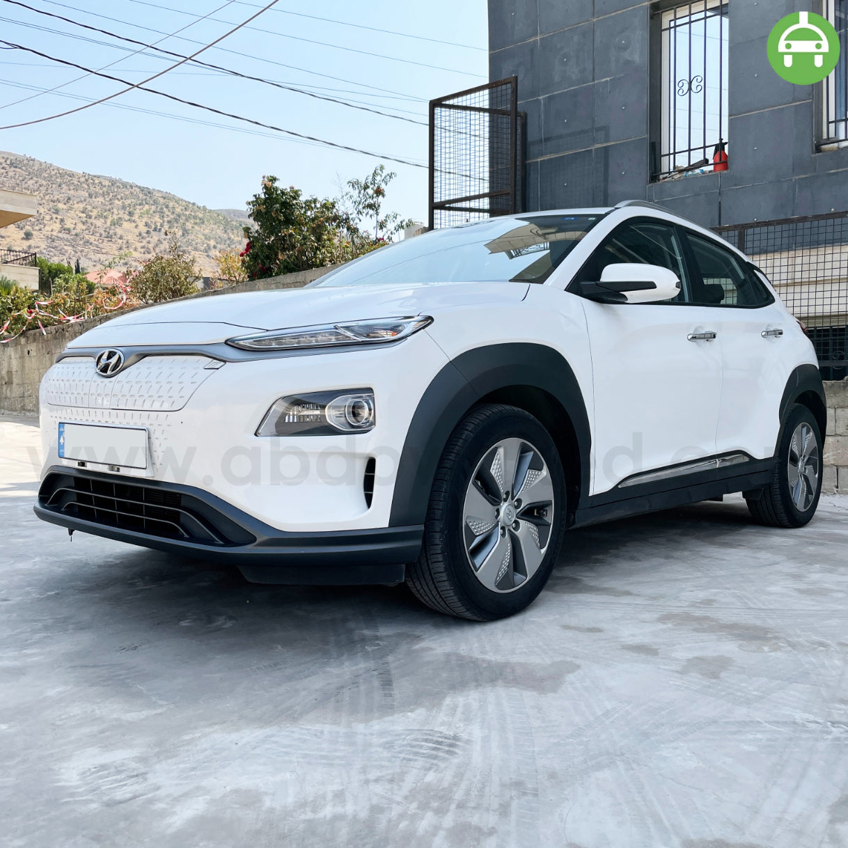 Hyundai Kona 2019 White Color 500Km Range/Charge Fully Electric Car (Used Like New - 11000KM)