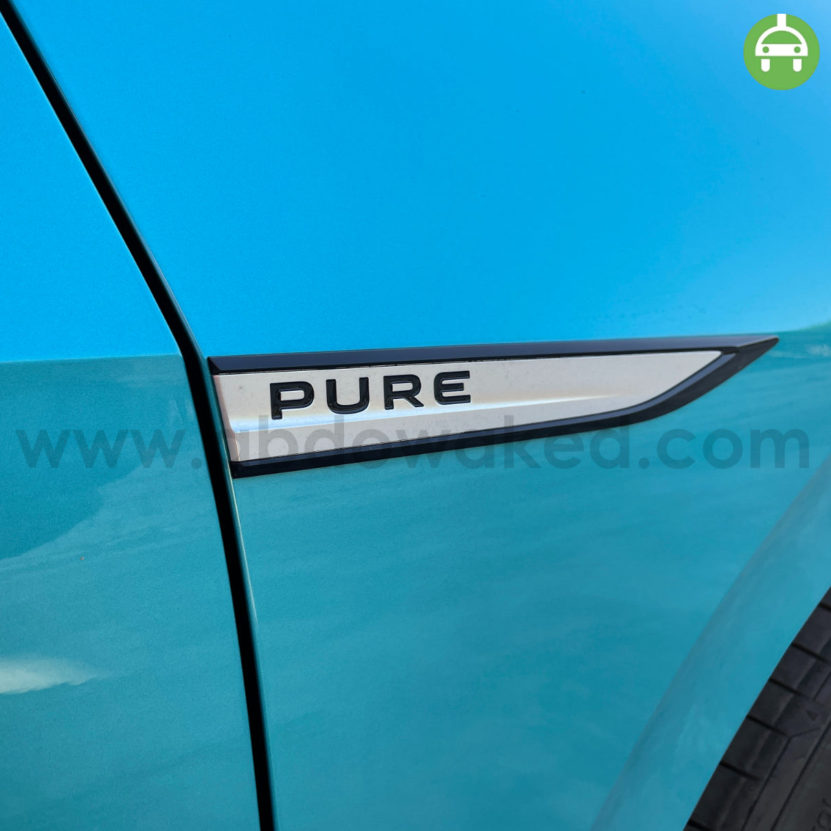 VW ID3 Pure 2022 Turquoise Color 430Km Range/Charge Fully Electric Car (New - 0KM)