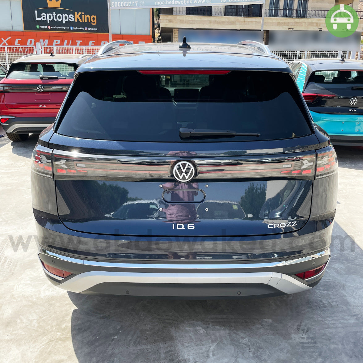 VW ID6 Crozz Pro VIP Edition 2022 6-Seater Dark Blue Color 601km Range/Charge Fully Electric Car (New - 0KM)