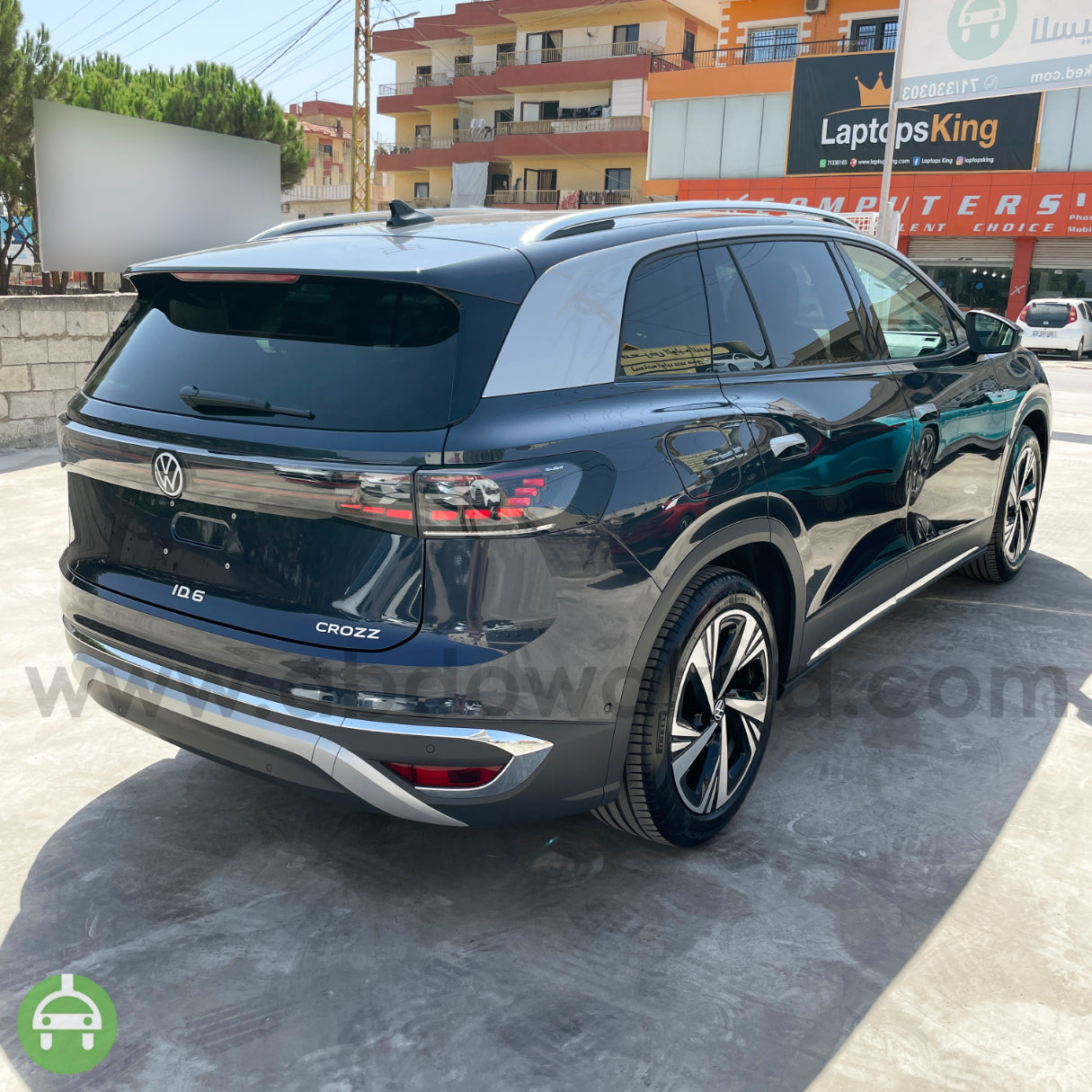 VW ID6 Crozz Pro VIP Edition 2022 6-Seater Dark Blue Color 601km Range/Charge Fully Electric Car (New - 0KM)